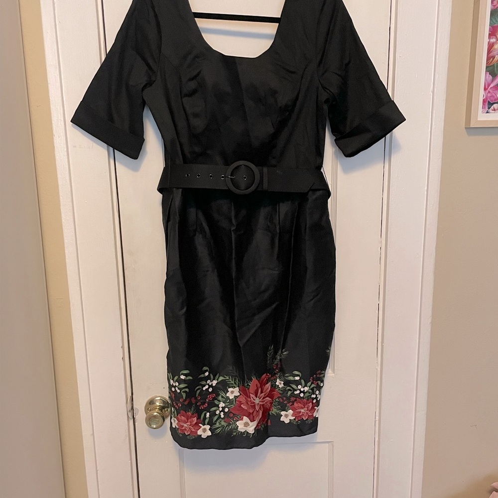 NWOT black Collectif three quarter length sleeve a line dress with floral bottom